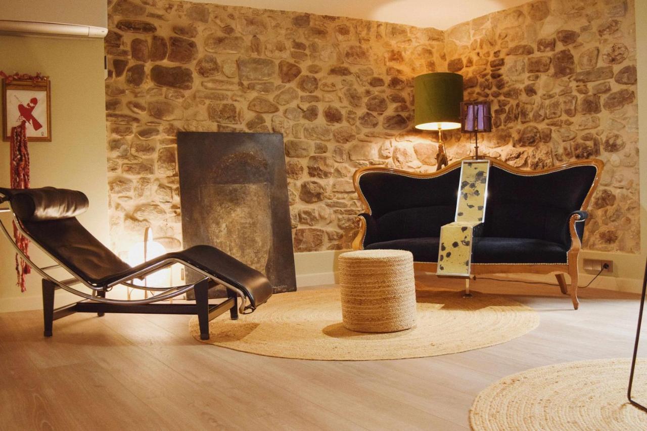 Keldomenech Bed&Art Luxury Apartment For Art Lover Besalú Exterior foto